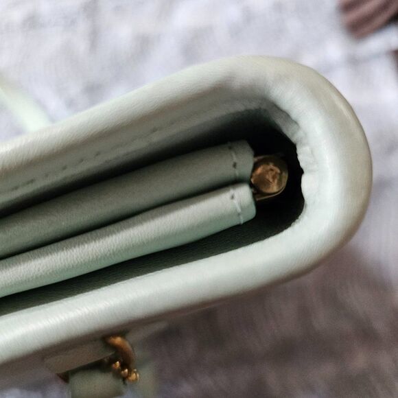 Vintage Coach Frame Pouch Shoulder Bag Purse in Seafoam Leather - Picture 6 of 8